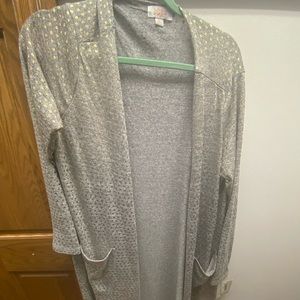 LULAROE ELEGANT SARAH GRAY WITH GOLD HEARTS!!